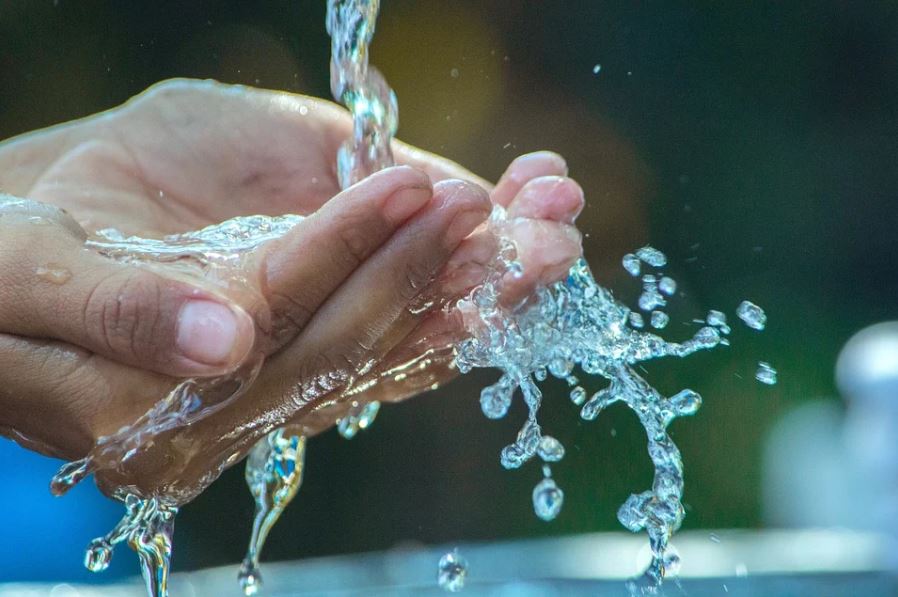 hands-water-wash-color-source