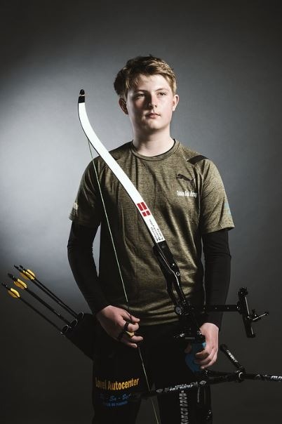 archer-bow-arrow-archery-sport