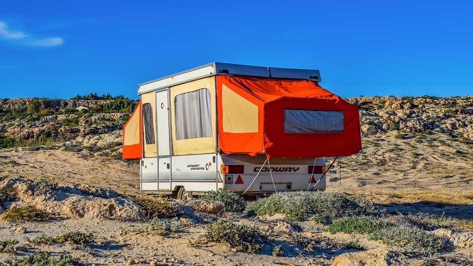 Pop-up camper