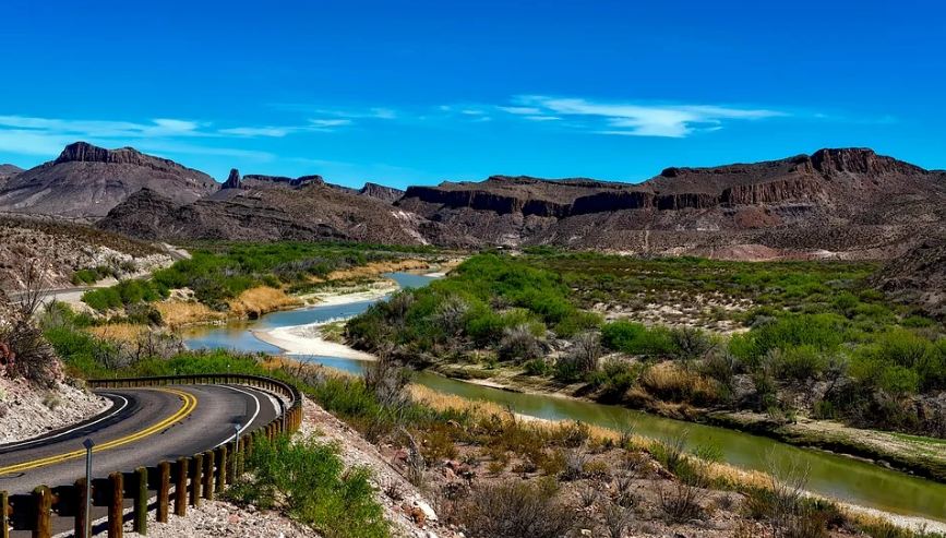 a picture of big bend national park in Texas
